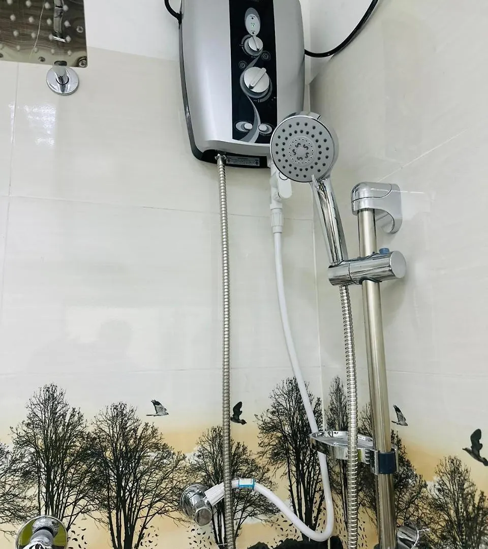 Prem Villa - Near Airport 니곰보