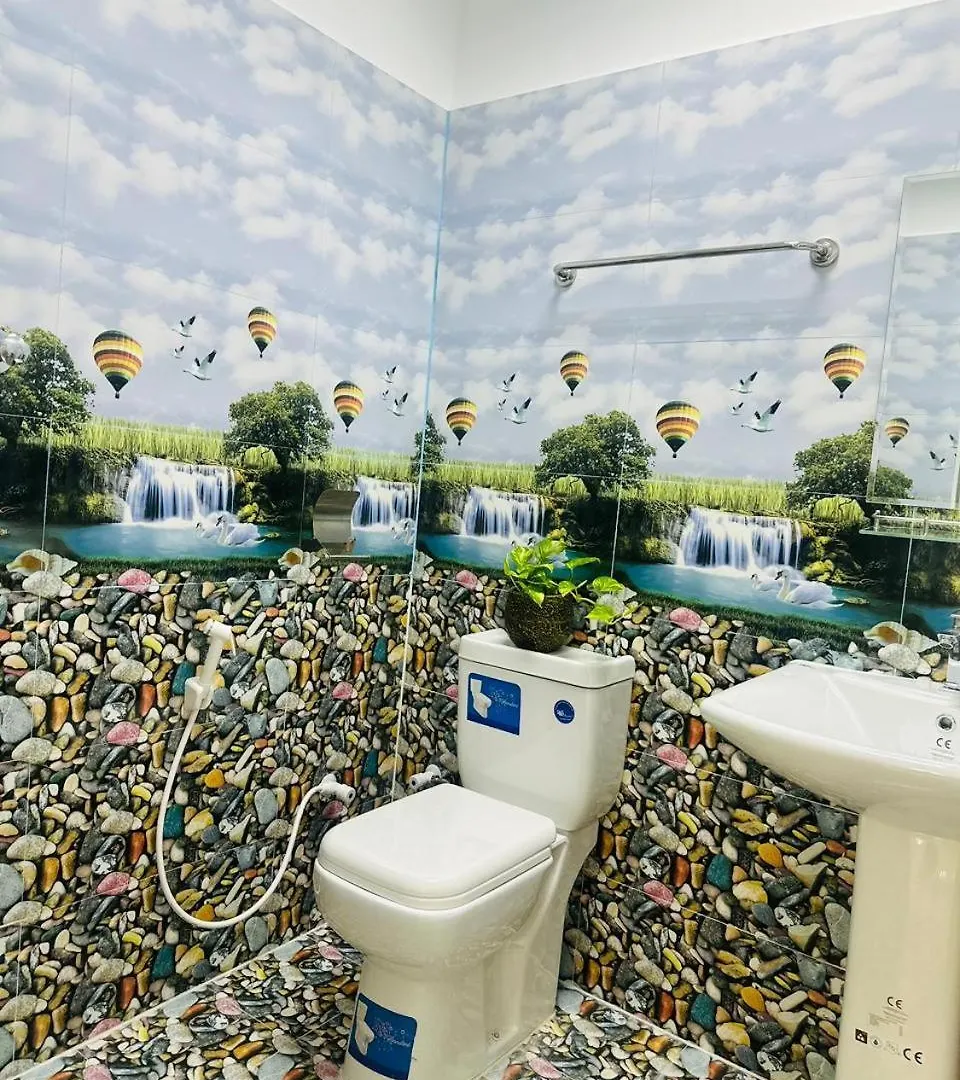 B&B Prem Villa - Near Airport 니곰보