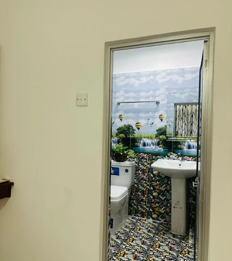 B&B Prem Villa - Near Airport 니곰보